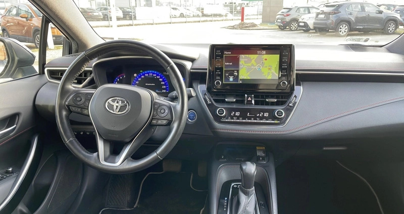 Toyota Corolla cena 92300 przebieg: 134604, rok produkcji 2019 z Radom małe 379